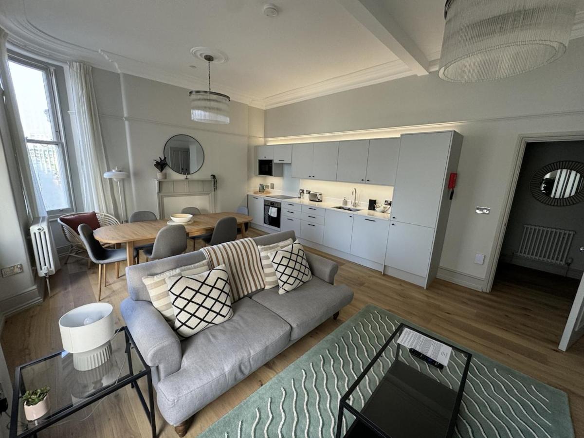 1 Bed Ranelagh By Pureserviced Holiday home *
