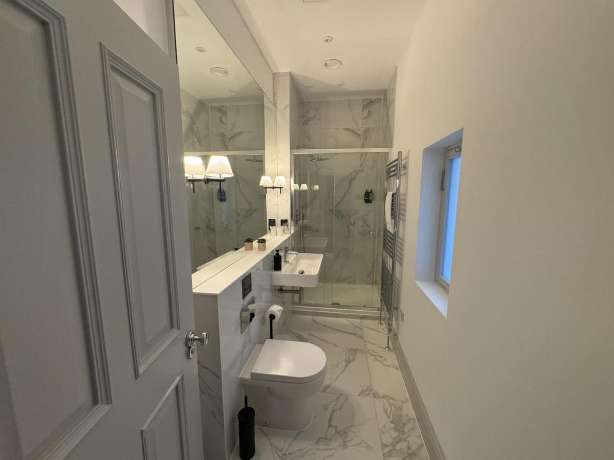 1 Bed Ranelagh By Pureserviced Holiday home